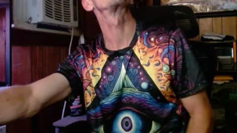 Nelson or ComicKing and sometime Peachy143 online show from October 19, 1:06 am