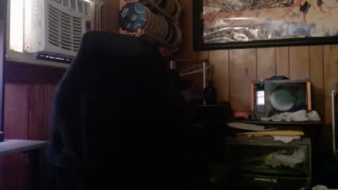 Snapshot of comic_king27 chatting on April 21, 11:18 pm Nelson or ComicKing and sometime Peachy143 online show from April 21, 11:18 pm