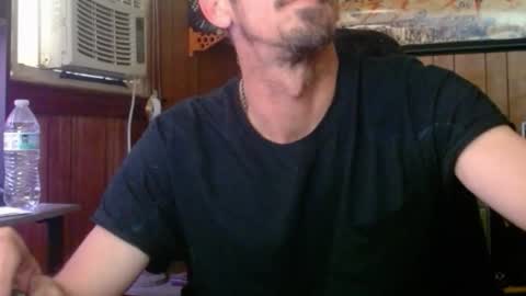 Snapshot of comic_king27 chatting on May 3, 1:39 pm Nelson or ComicKing and sometime Peachy143 online show from May 3, 1:39 pm