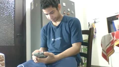 comobailamioso online show from November 18, 9:47 am