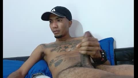 comoseria1927realg4life online show from January 9, 10:33 pm