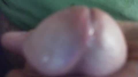 Snapshot of comox1961 chatting on December 10, 12:17 am comox online show from December 10, 12:17 am