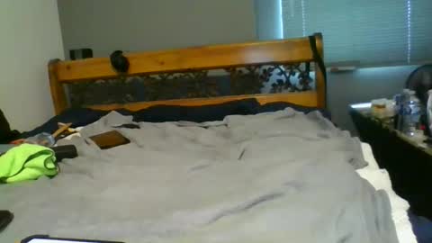 comphankjames online show from January 13, 6:13 pm