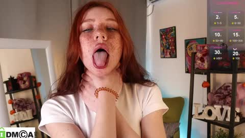 Snapshot of connie_monus chatting on April 1, 12:39 pm Amy online show from April 1, 12:39 pm