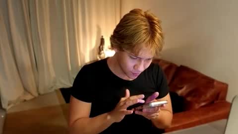 Snapshot of connie_varela chatting on February 10, 12:26 am new account online show from February 10, 12:26 am