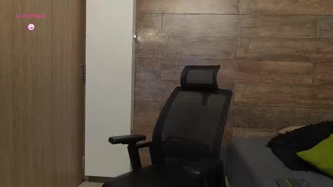 connor_h1 online show from March 22, 4:05 am