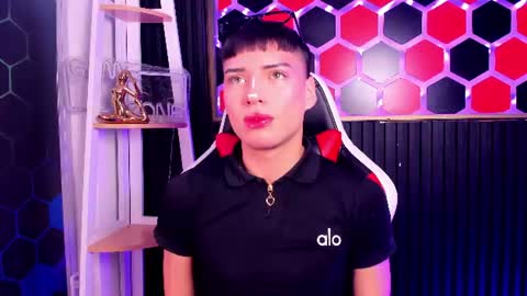 Snapshot of connor_kings chatting on July 5, 9:11 pm Connor online show from July 5, 9:11 pm