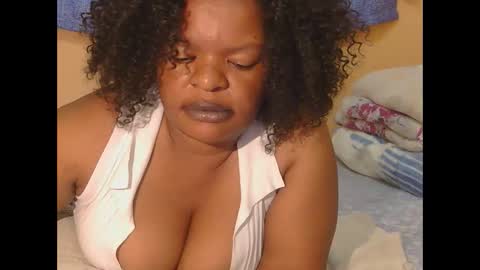 Snapshot of conny685249 chatting on September 9, 11:32 am conny online show from September 9, 11:32 am