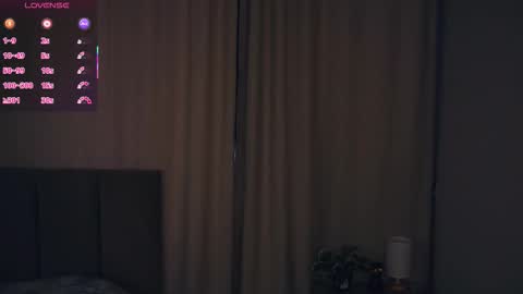 Hello im Sofia Welcme to my room .More hugs and kiss for you online show from November 14, 6:45 am