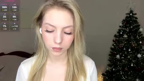 Hello im Sofia Welcme to my room .More hugs and kiss for you online show from January 11, 7:13 am