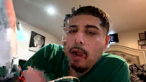 Snapshot of cookie_monster8593 chatting on February 10, 10:25 pm cookie_monster8593 online show from February 10, 10:25 pm