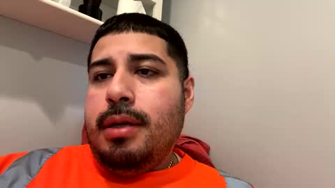 Snapshot of cookie_monster8593 chatting on February 17, 10:16 pm cookie_monster8593 online show from February 17, 10:16 pm