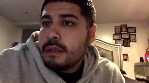 Snapshot of cookie_monster8593 chatting on February 21, 4:13 am cookie_monster8593 online show from February 21, 4:13 am