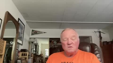 cookoosnest online show from October 5, 3:10 pm