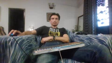 Snapshot of cool2buddies chatting on May 31, 1:58 am Cool2Buddies online show from May 31, 1:58 am
