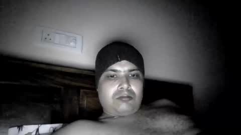 Snapshot of cool_breeze09 chatting on October 28, 6:32 pm Cool Breeze09 online show from October 28, 6:32 pm