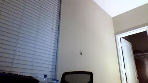 Snapshot of cooldude122222 chatting on January 9, 3:36 am cooldude122222 online show from January 9, 3:36 am