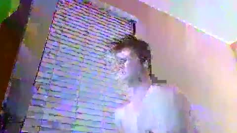 Snapshot of cooldude122222 chatting on January 15, 4:04 am cooldude122222 online show from January 15, 4:04 am