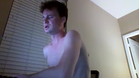 Snapshot of cooldude122222 chatting on January 29, 3:12 am cooldude122222 online show from January 29, 3:12 am