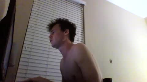 Snapshot of cooldude122222 chatting on February 20, 3:12 am cooldude122222 online show from February 20, 3:12 am