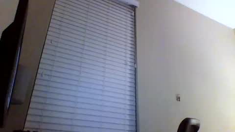 Snapshot of cooldude122222 chatting on February 27, 4:52 am cooldude122222 online show from February 27, 4:52 am