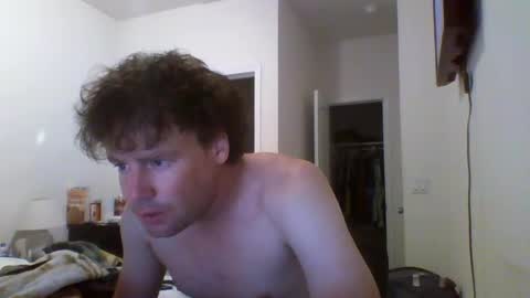 Snapshot of cooldude122222 chatting on September 18, 2:57 am cooldude122222 online show from September 18, 2:57 am