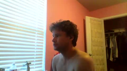 Snapshot of cooldude122222 chatting on October 18, 11:05 pm cooldude122222 online show from October 18, 11:05 pm