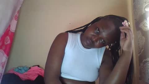 coolgirl001 online show from September 15, 9:31 am