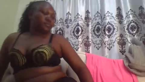 coolgirl001 online show from October 26, 6:47 pm