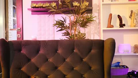 Ginger The Cringer online show from February 6, 9:22 am