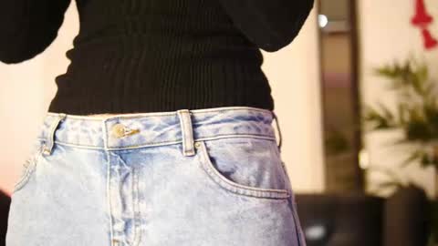 Ginger The Cringer online show from February 27, 9:11 am