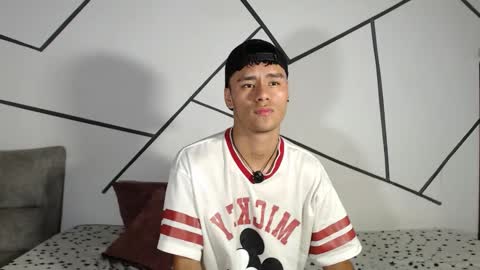 shiro online show from February 16, 6:37 pm