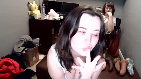 cor3y33 online show from March 6, 3:13 am