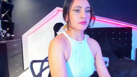 Coral  online show from February 6, 1:10 pm