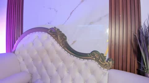 Coralie Bronson online show from November 12, 9:14 pm