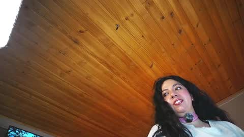 Snapshot of coraline_latin chatting on April 22, 1:56 pm Coraline online show from April 22, 1:56 pm