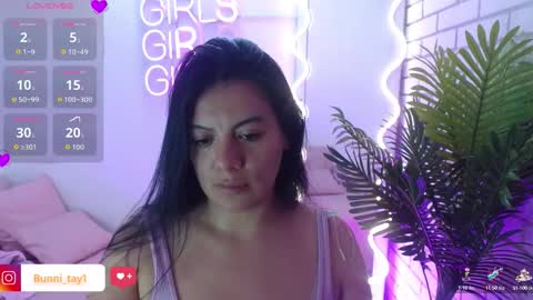 Carolina  online show from October 19, 11:44 am