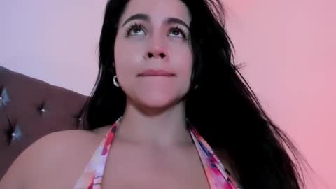 Coralinekam1 online show from February 12, 7:45 pm