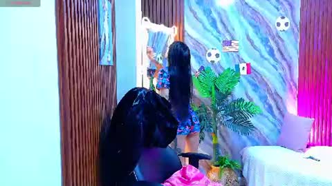 Snapshot of corall_tay1 chatting on July 12, 11:34 am corall_tay1 online show from July 12, 11:34 am