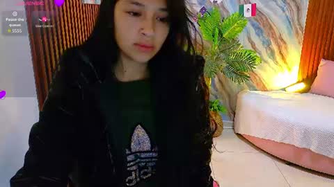 Snapshot of corall_tay1 chatting on July 14, 11:49 am corall_tay1 online show from July 14, 11:49 am