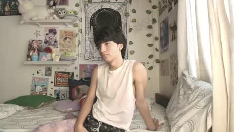 Snapshot of corey_moon chatting on July 17, 2:45 pm Corey Glenn online show from July 17, 2:45 pm