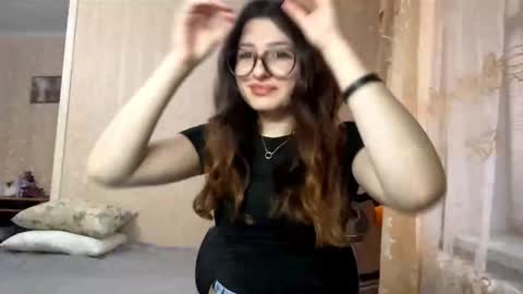 Snapshot of coreycorcoran chatting on November 3, 1:12 pm Elisheva online show from November 3, 1:12 pm