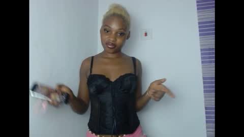 cornxcunt online show from November 2, 4:04 am