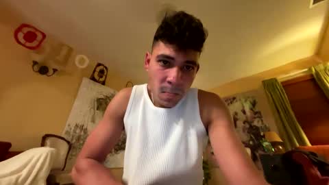 Snapshot of coronelking chatting on December 30, 2:20 am coronelking online show from December 30, 2:20 am