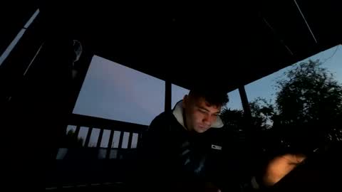 Snapshot of coronelking chatting on January 2, 1:27 am coronelking online show from January 2, 1:27 am