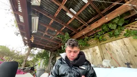 Snapshot of coronelking chatting on January 7, 11:35 pm coronelking online show from January 7, 11:35 pm