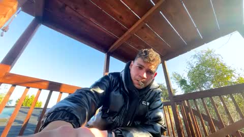 Snapshot of coronelking chatting on January 16, 11:37 pm coronelking online show from January 16, 11:37 pm