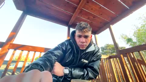 Snapshot of coronelking chatting on January 18, 11:55 pm coronelking online show from January 18, 11:55 pm