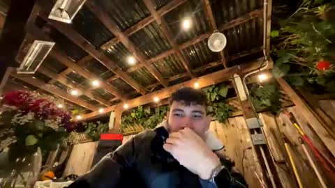 Snapshot of coronelking chatting on November 13, 2:21 am coronelking online show from November 13, 2:21 am