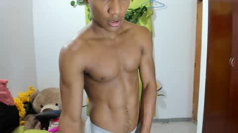 Ethan  online show from February 20, 2:51 am